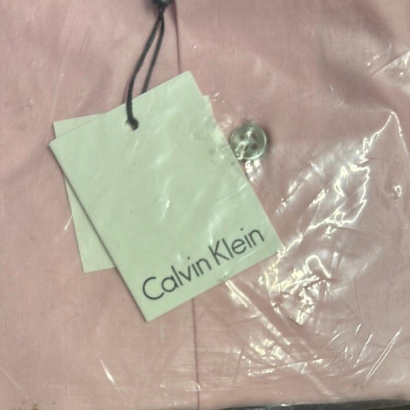 NWT Calvin Klein Tall 17-1/22 38/39 Pink/Forrest Berry Dress Shirt Bagged. - Picture 2 of 5